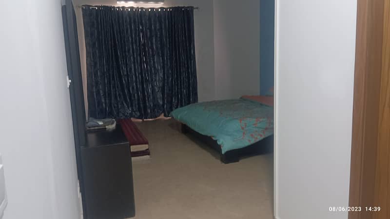 E 11/2 fully Furnished flat for rent 1