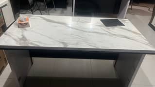 Office table for Sale