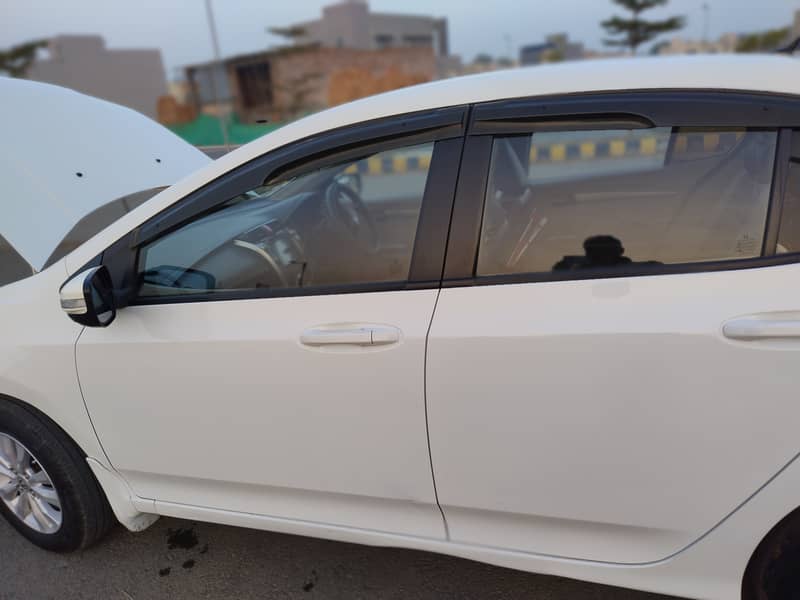 Honda City Aspire | Manual | 1.5 i-VTEC (Taffeta White) - 5th Gen 8