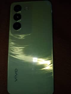 vivo y100