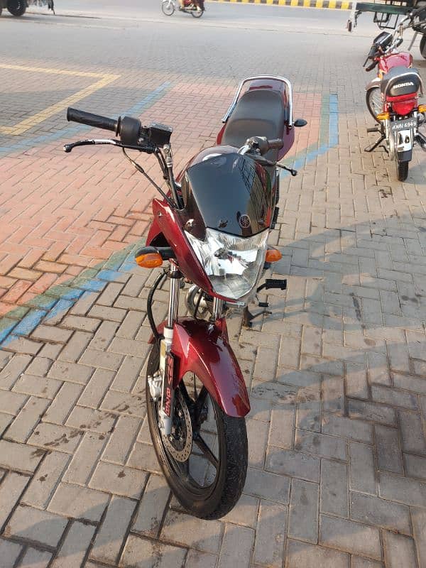 Yamaha 125 2015 Model 0