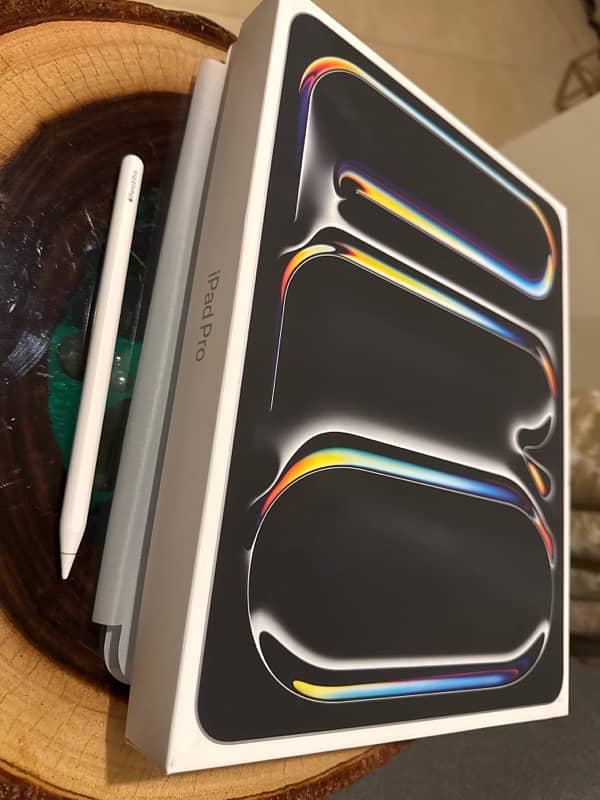 IPAD PRO 13” M4 512 GB [FREE ITEMS] 4