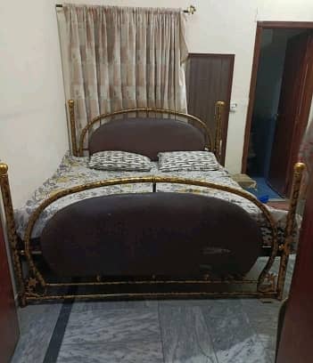 Room For rent In Mansoorah 5