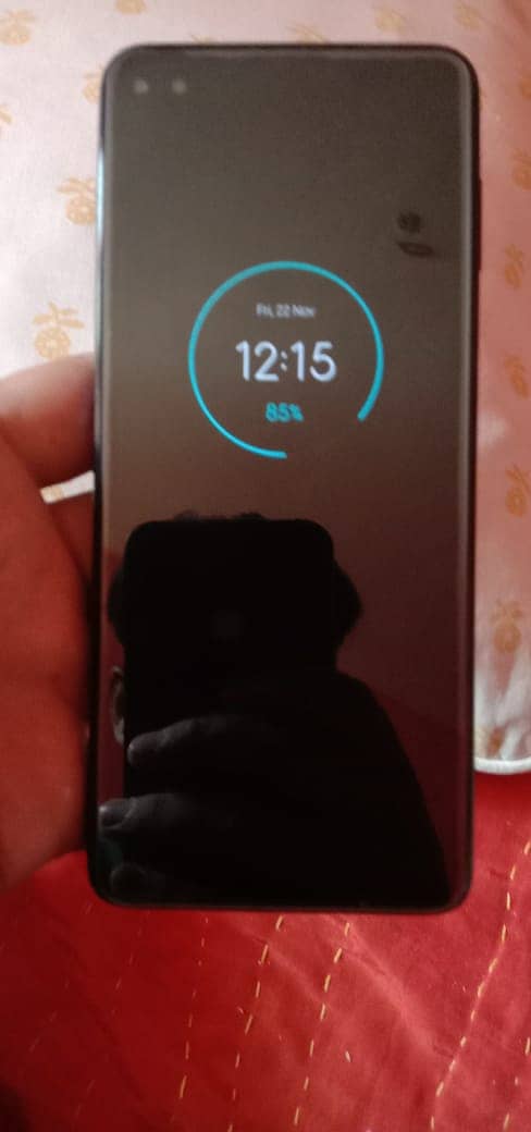 Motorola One 5G 1