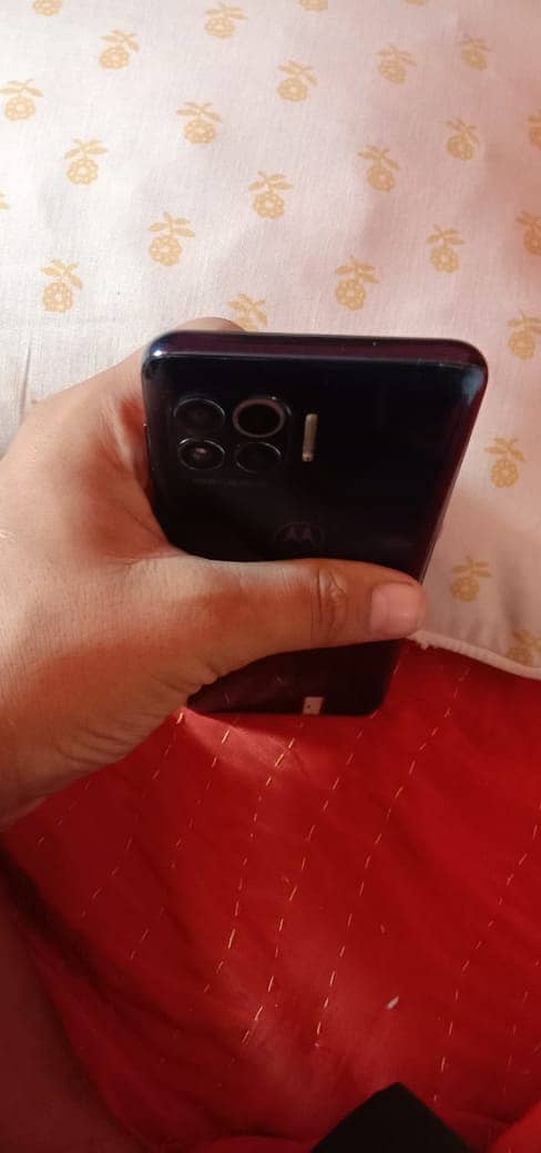 Motorola One 5G 5