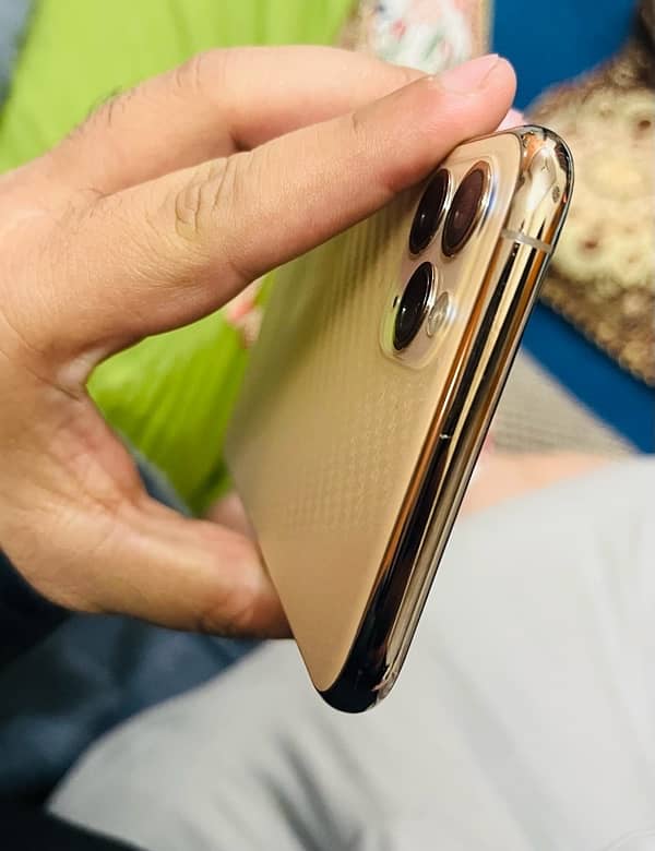 iPhone 11 PRO MAX NON PTA 64 GB 0