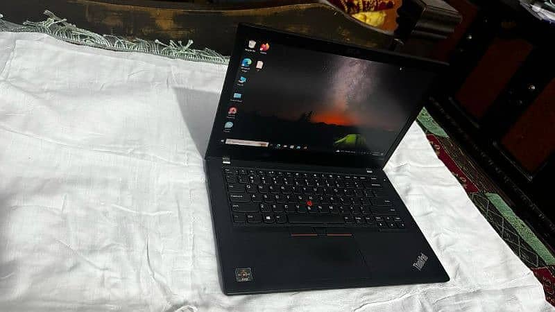 Lenovo ThinkPad Gaming laptop 4