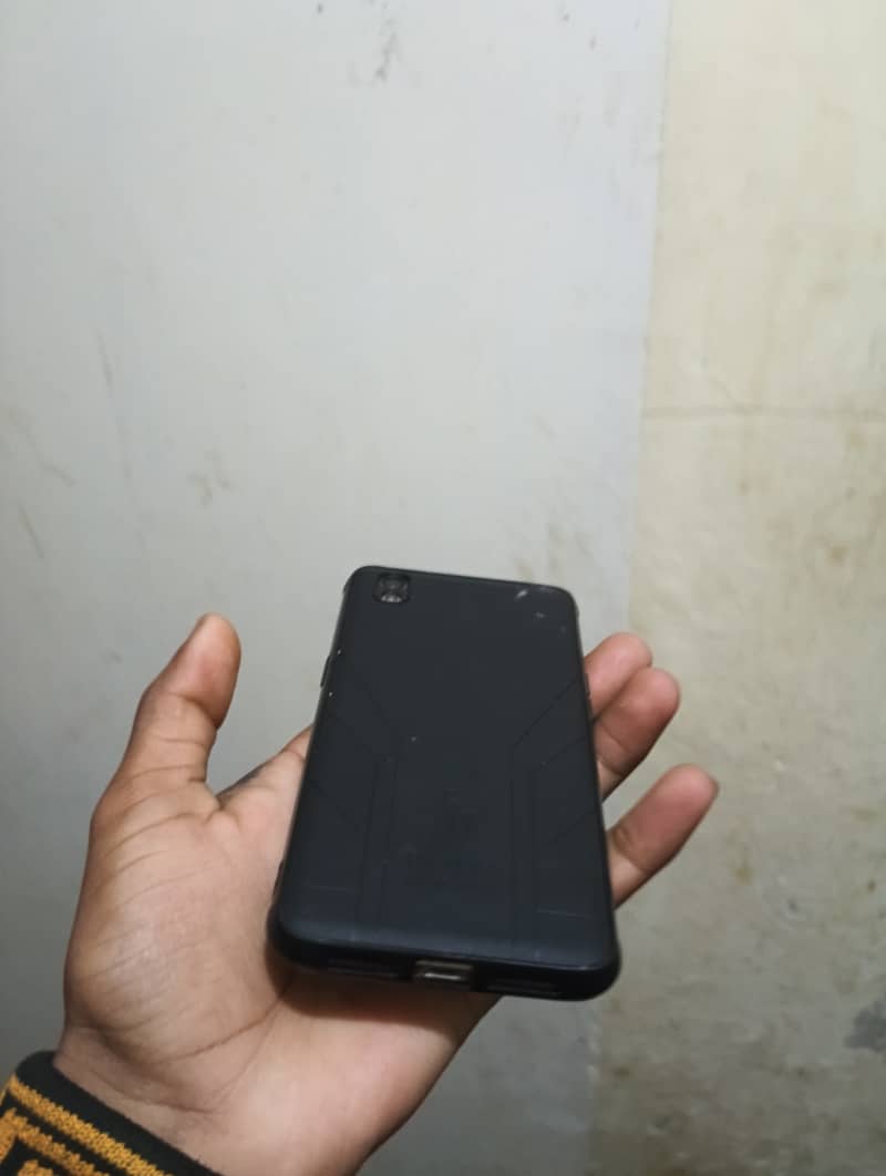 urgent sale oppo a37 4/64 all ok 2