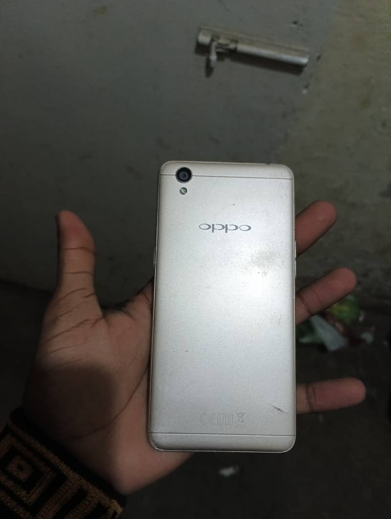 urgent sale oppo a37 4/64 all ok 3