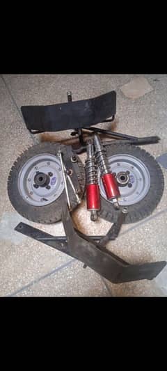 motorcycle side supporting wheels