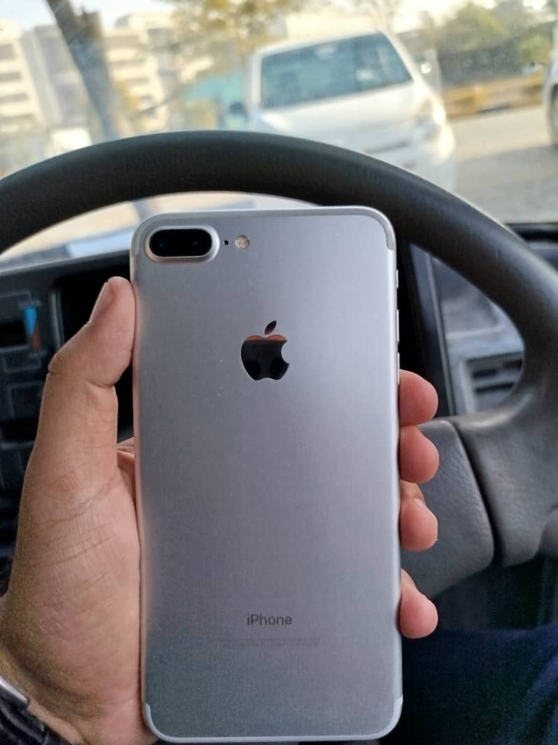 iPhone 7 Plus PTA Approved 128GB 8