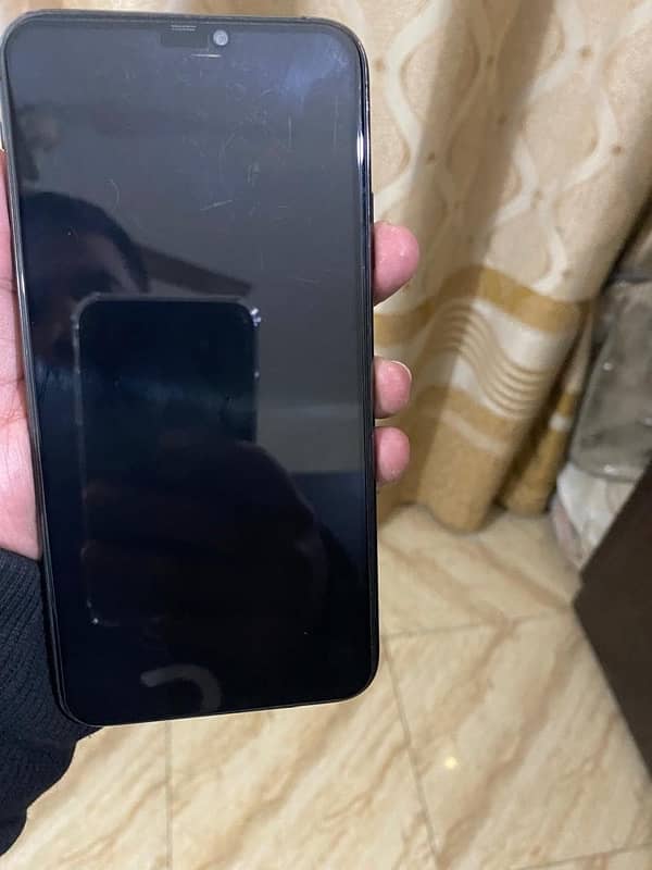 iPhone 11 Pro Max factory unlock 4