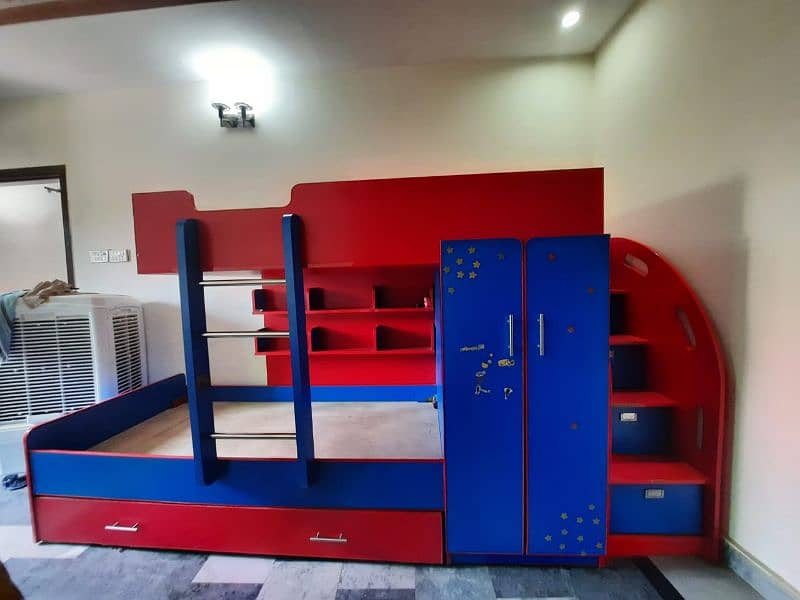 triple bunk bed 1