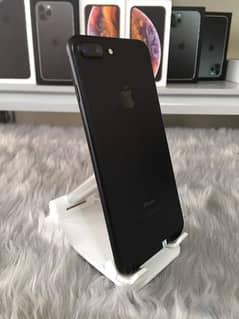 iPhone 7 plus 128 gb PTA approved My WhatsApp number 0322=7094780