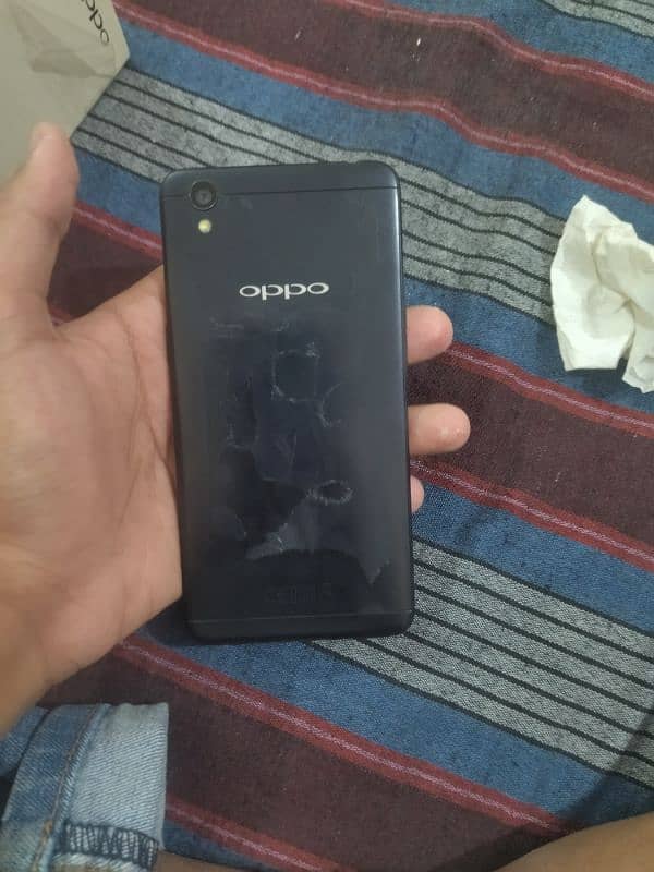 oppo A37  10 OUT OF 8.5 PTA APPROVED pese Kam hojaynge. Urgent sale 4