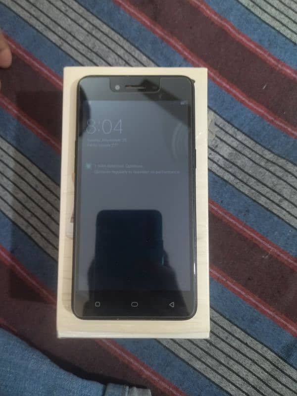 oppo A37  10 OUT OF 8.5 PTA APPROVED pese Kam hojaynge. Urgent sale 5