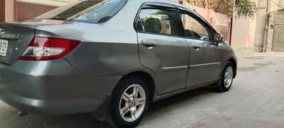 Honda City Aspire 2004