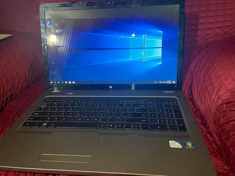 pentium Hp 500gb hard 4 gb ram 10 by 9 condition all ok only laptop 6