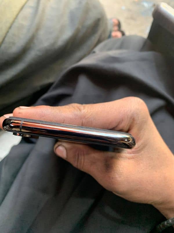 IPhone xs max 256 4