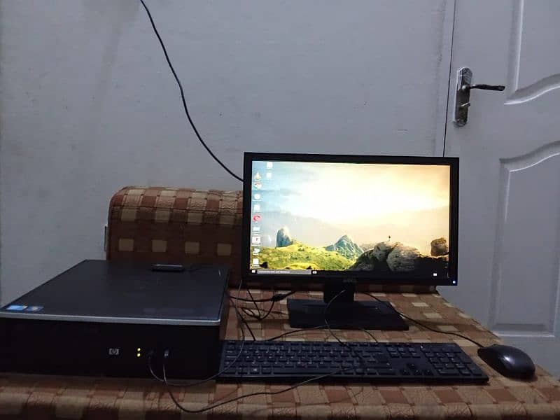 Full PC Core i5 with LCD mouse and keyboard 0