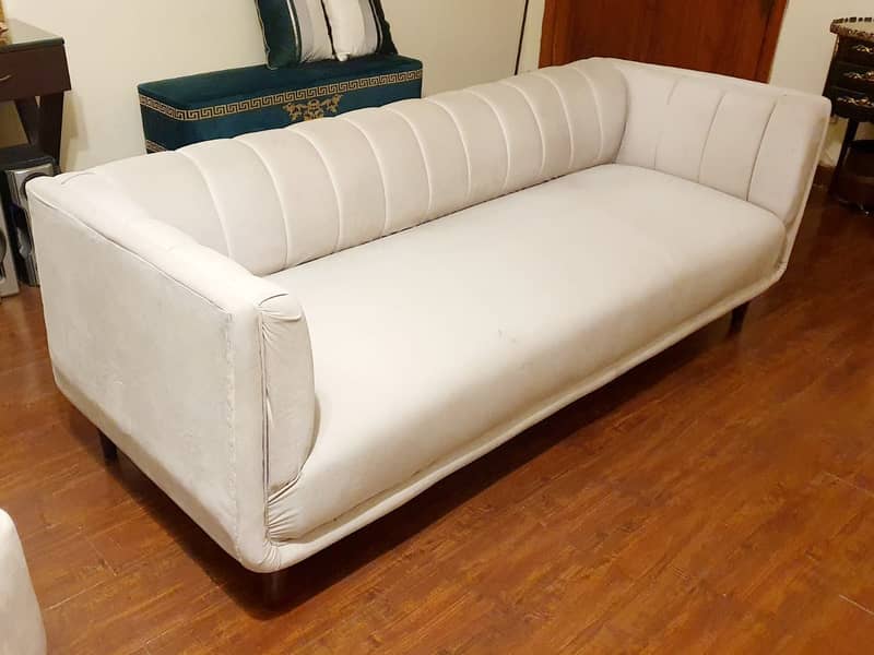 Brand New Condition White Sofa Set for Sale 0