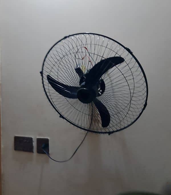 2 wall bracket fans with supplies 3