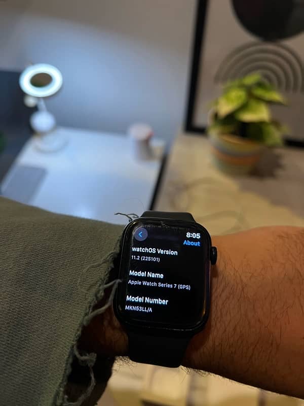 Apple Watch Series 7 (45mm) - Mint Condition with Original Accessories 4