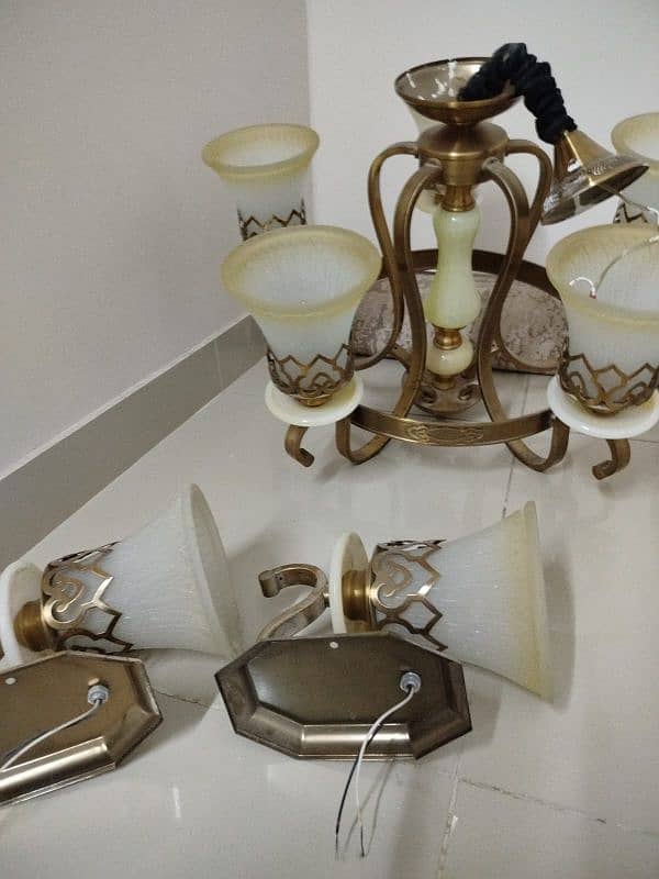 Chandeliar with 4 wall lamps 1