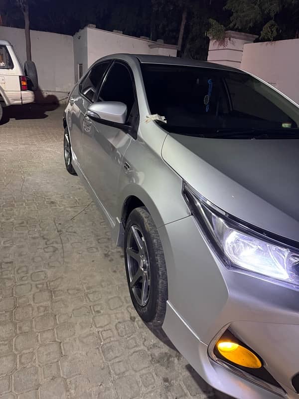 Toyota Corolla Altis 2017 3