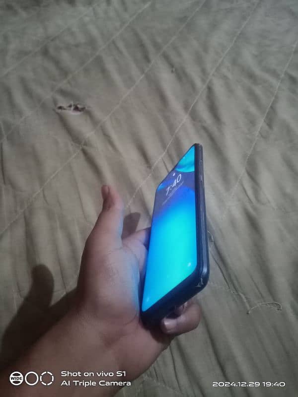 Realme C25s 8