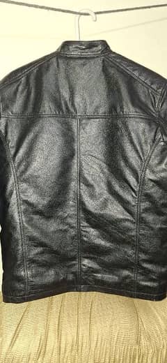 New Leather Jeckets size XL 03214106527 mazeed less ho sakti hai