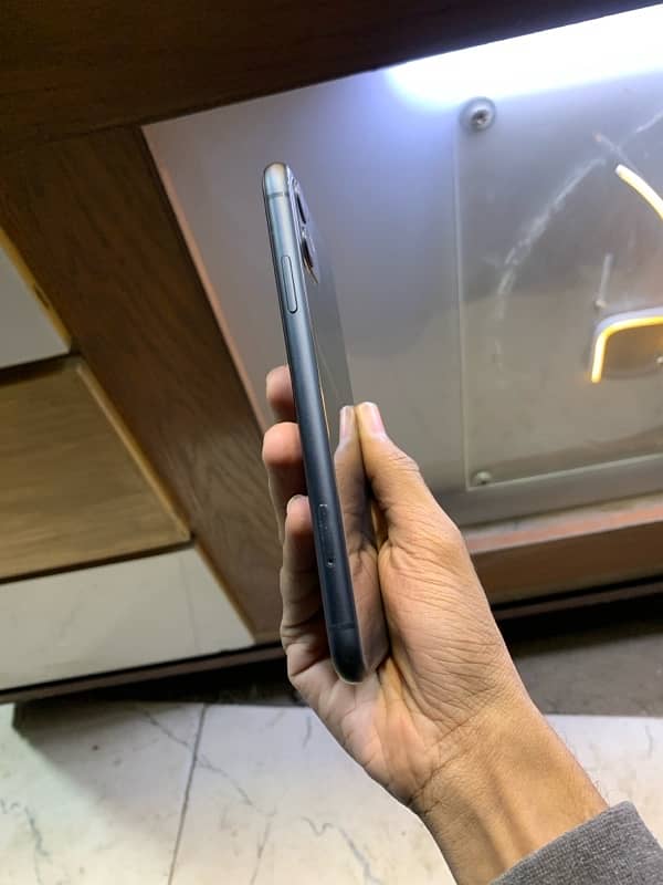 iphone 11 256gb pta approve 1