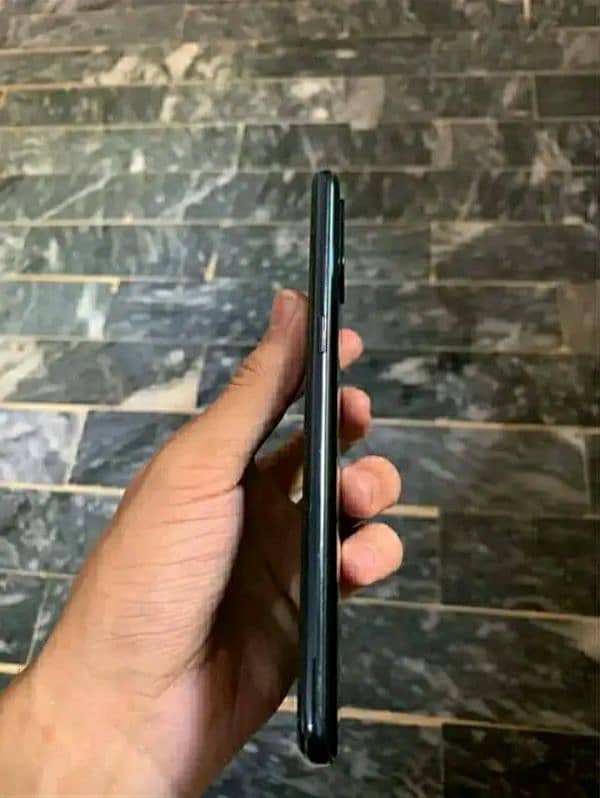 One plus n100 exchange b hoja ga 1