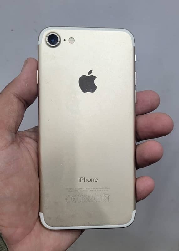 iphone 7 32GB PTA aproved. 0