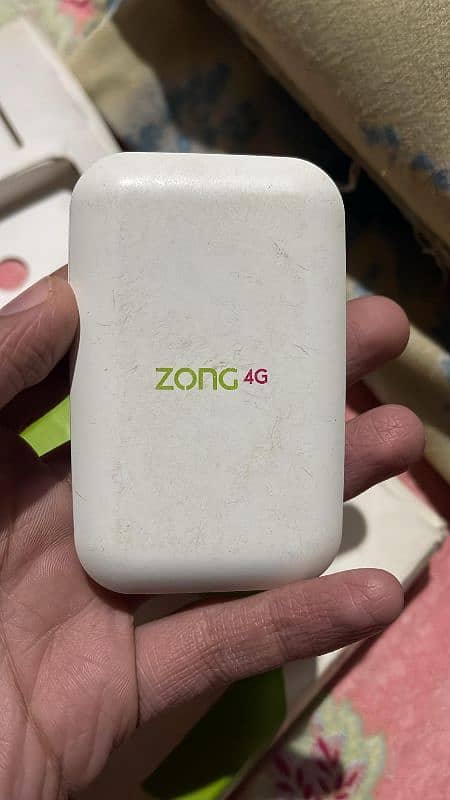 Zong 4g bolt internet device 4