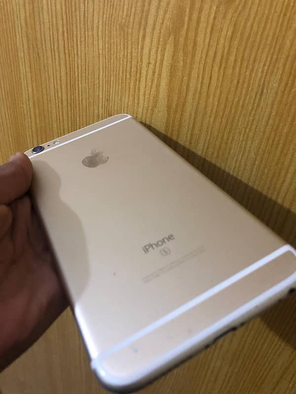 iphone 6s plus 10/10 ,with box,and with 1st copy iphone charger 1