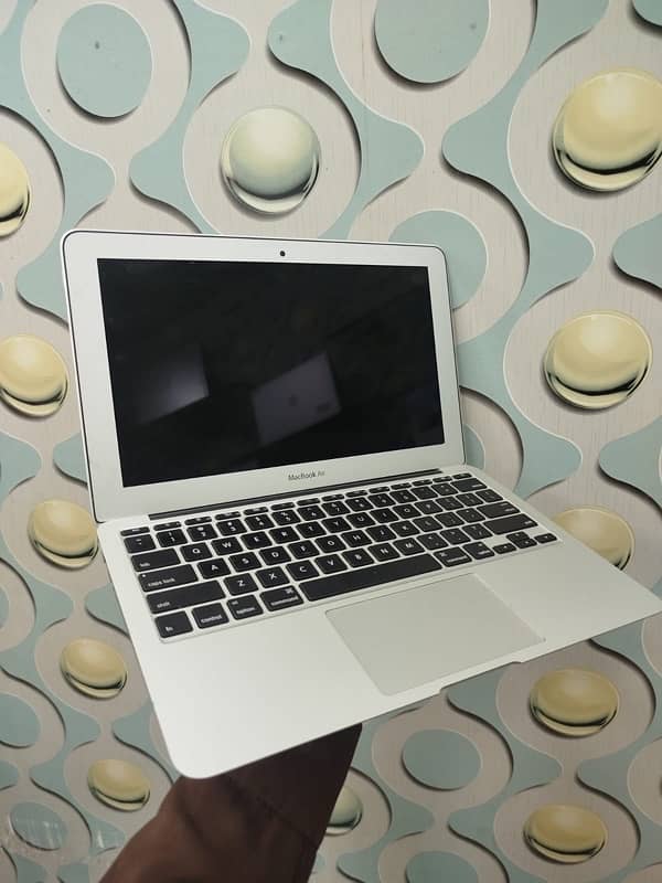 MACBOOK AIR 2013 1