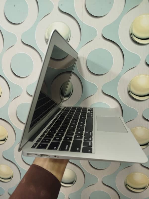 MACBOOK AIR 2013 4