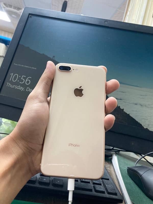 pta approved Iphone 8plus 10/10 condition All ok Siraf battry chnge ha 2