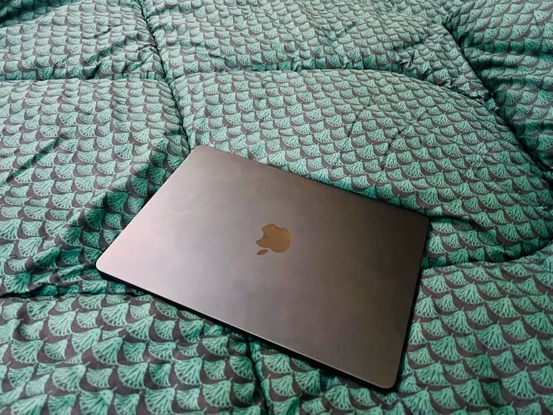 Apple Macbook Air M2 8/256 13" Midnight 0