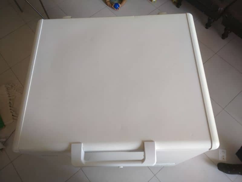 1 DOOR FREEZER FOR SALE 8