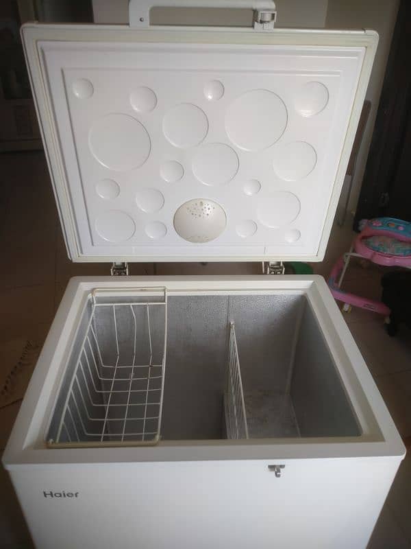 1 DOOR FREEZER FOR SALE 9