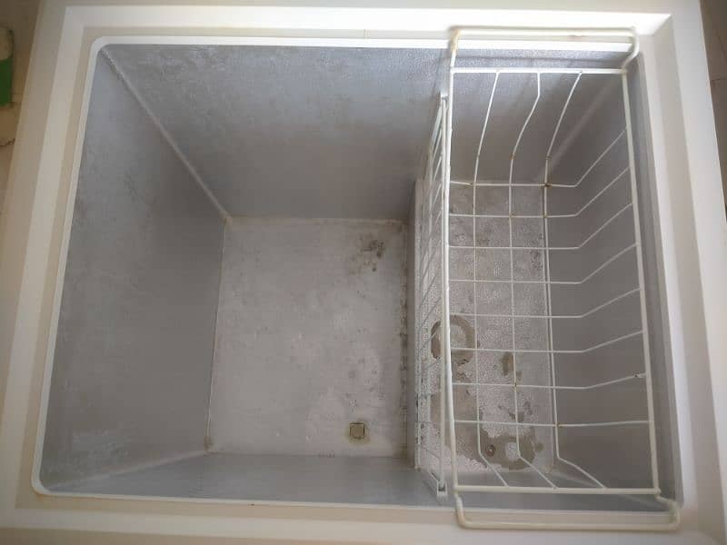 1 DOOR FREEZER FOR SALE 11