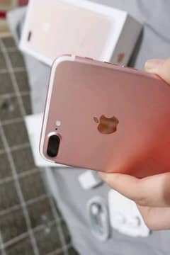 Apple iPhone 7 plus 128 GB my WhatsApp number 03253982817