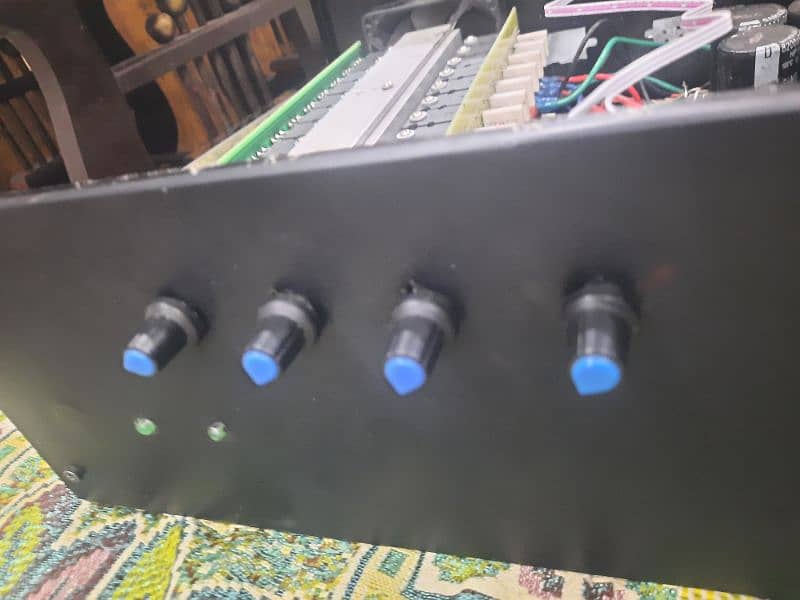 Amplifier for sale 2