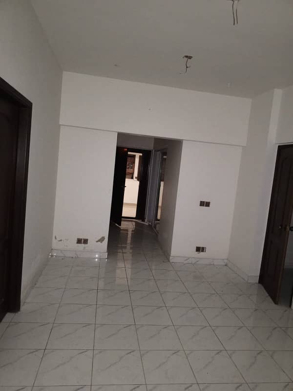 2 BED DD FLAT FOR SALE IN GULSHAN-E-IQBAL 13 D/3 0