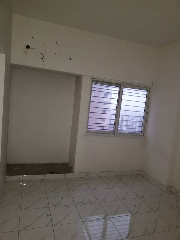 2 BED DD FLAT FOR SALE IN GULSHAN-E-IQBAL 13 D/3 2