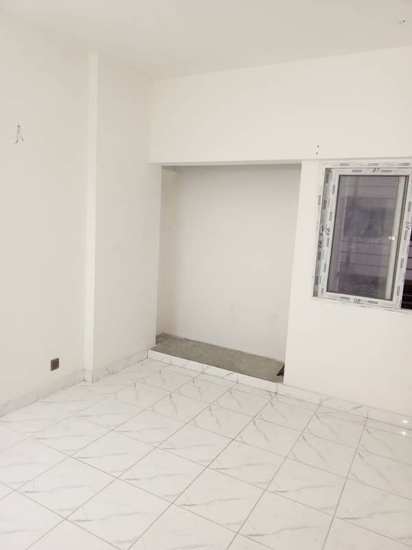 2 BED DD FLAT FOR SALE IN GULSHAN-E-IQBAL 13 D/3 4