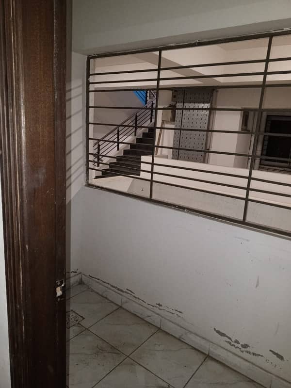 2 BED DD FLAT FOR SALE IN GULSHAN-E-IQBAL 13 D/3 9