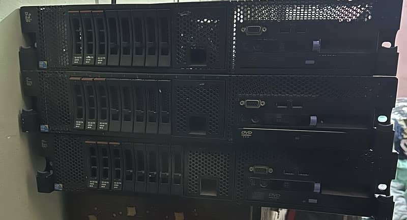 IBM System X 3650 M2 Machines 7